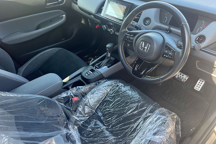 
								Honda Fit RS completo									