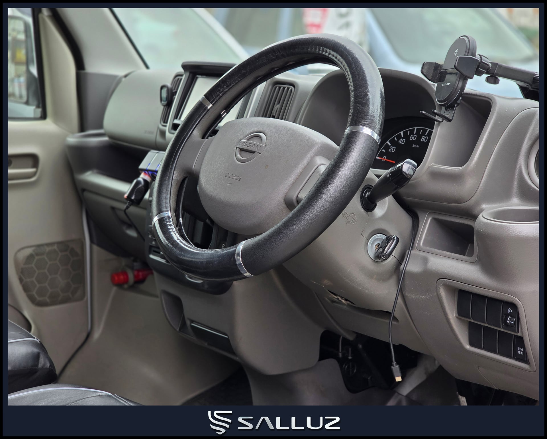 
								Nissan NV100 completo									
