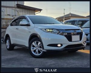 Honda Vezel HYBRID X