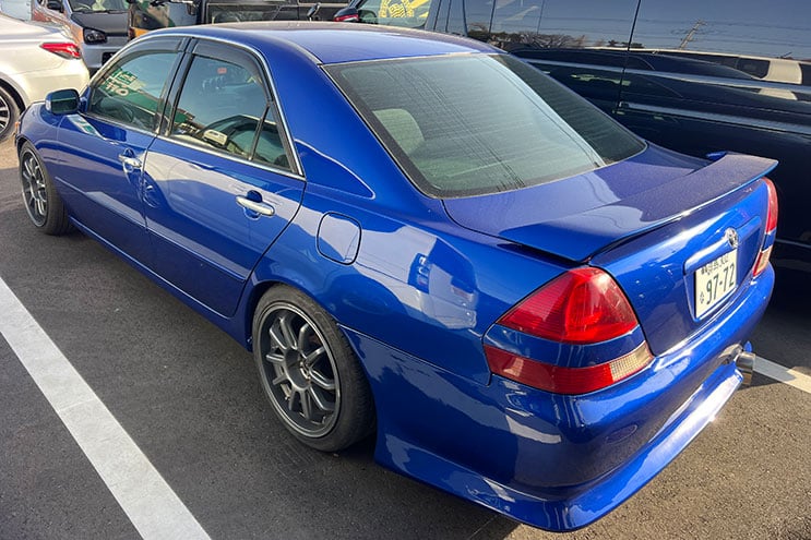 
								Toyota Mark II 110 completo									