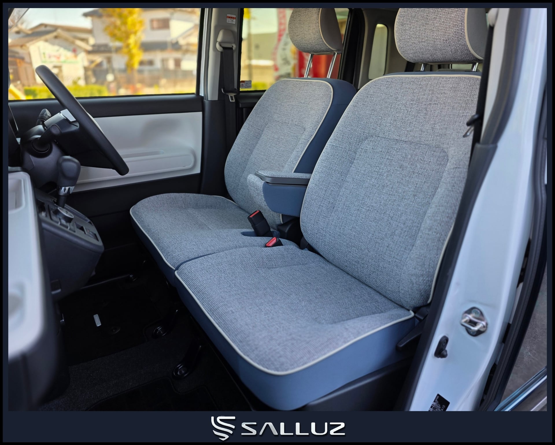 
								Daihatsu MOVE CAMBUS STRIPES G completo									