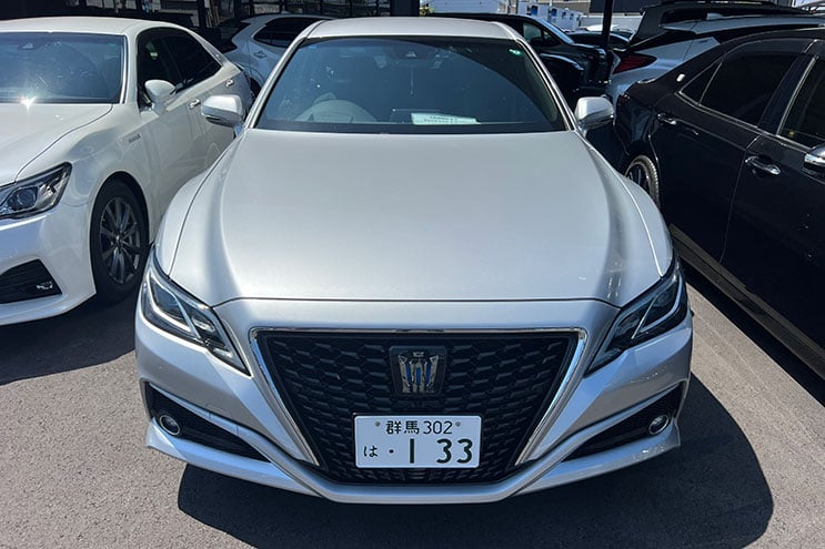 
								Toyota Crown Hybrid S C Package completo									
