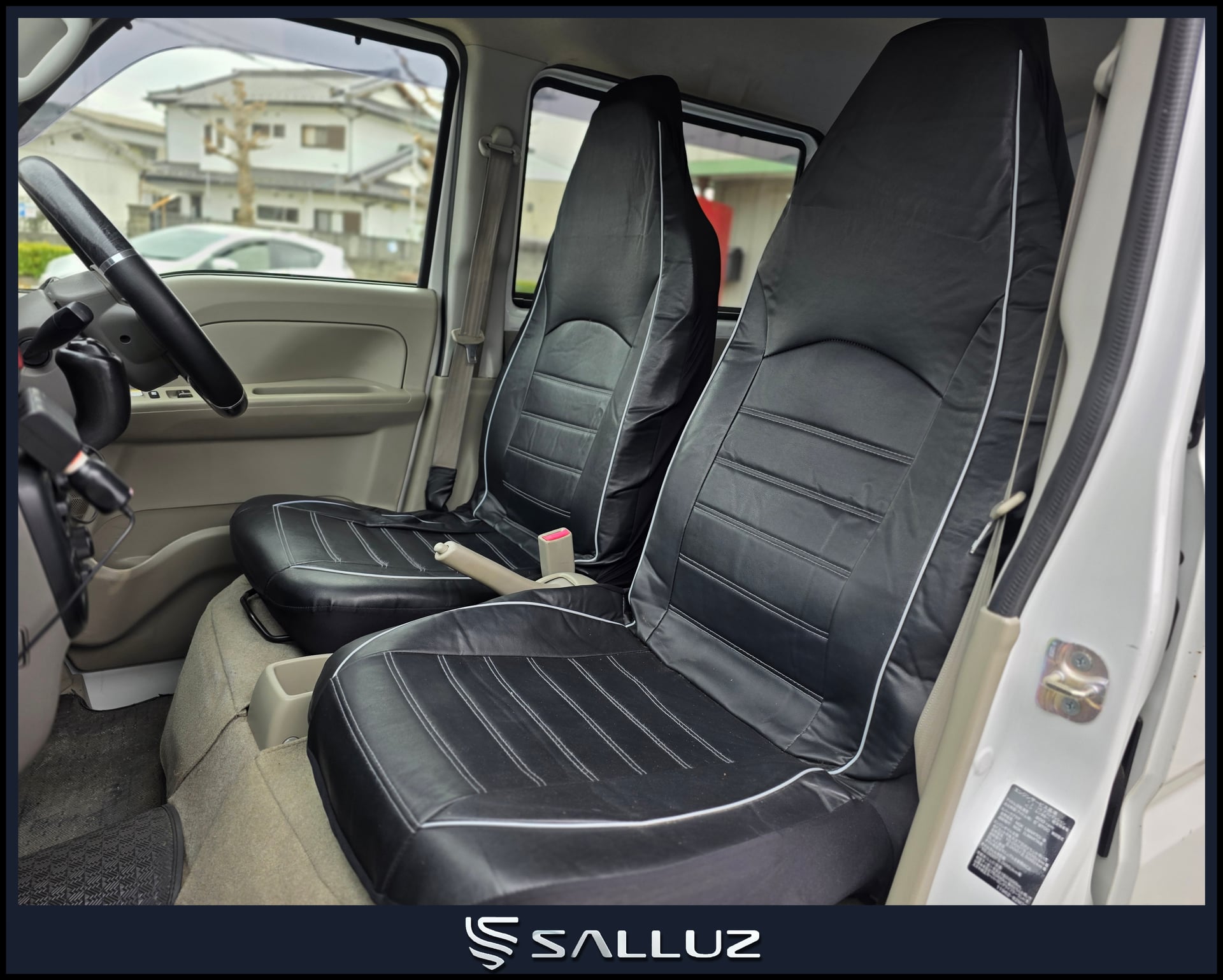 
								Nissan NV100 completo									