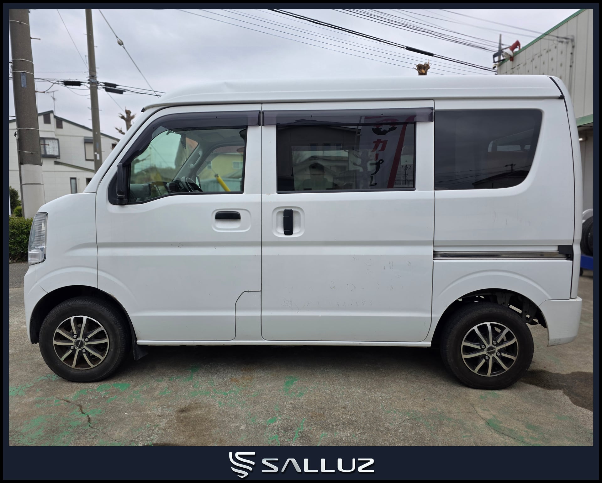 
								Nissan NV100 completo									
