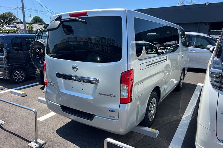 
								Nissan NV350 Caravan Long Premium GX Turbo completo									