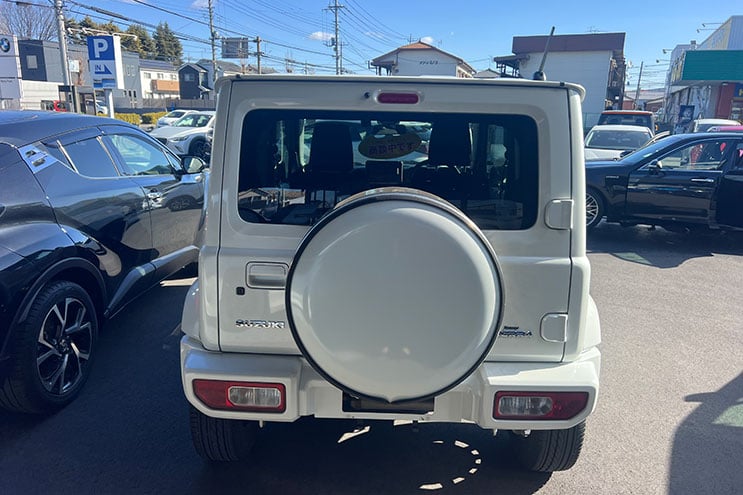 
								Suzuki Jimny completo									