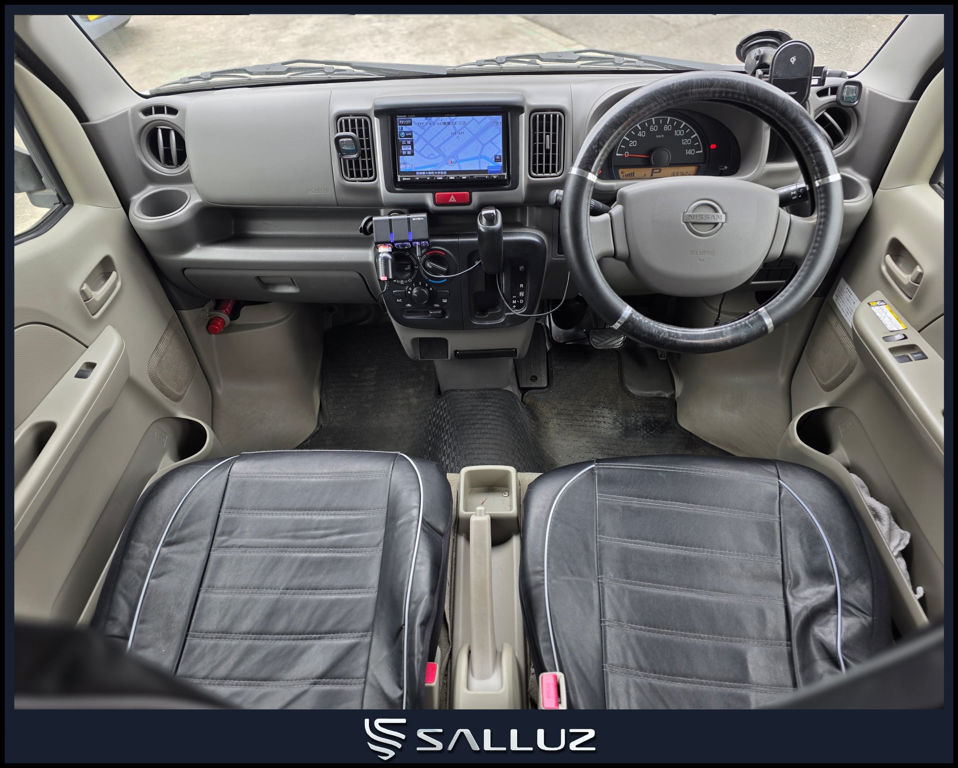 
								Nissan NV100 completo									