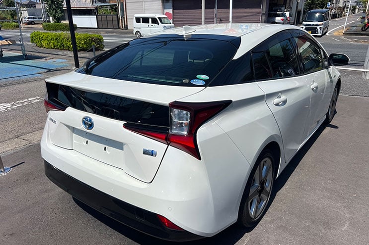 
								Toyota Prius S Touring completo									