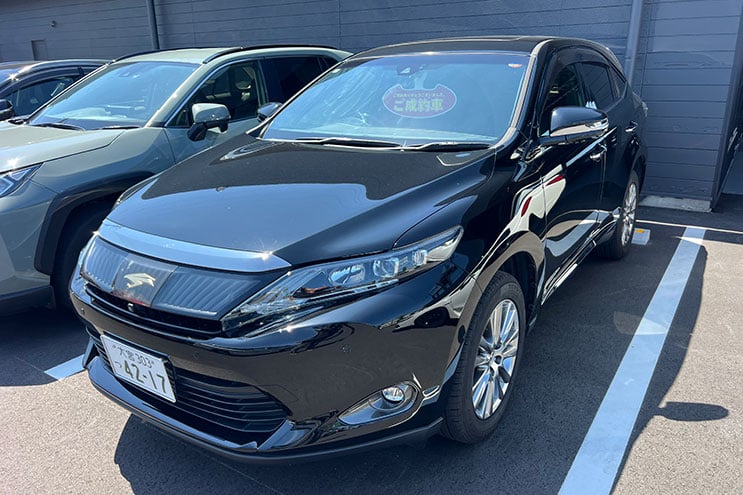 
								Toyota Harrier Premium Advanced Package completo									
