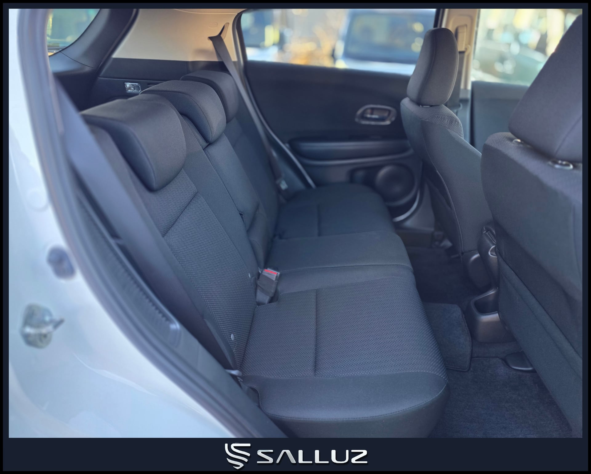 
								Honda Vezel HYBRID X completo									