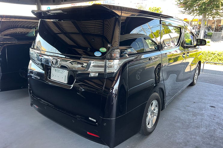 
								Toyota Vellfire 2.5 X completo									